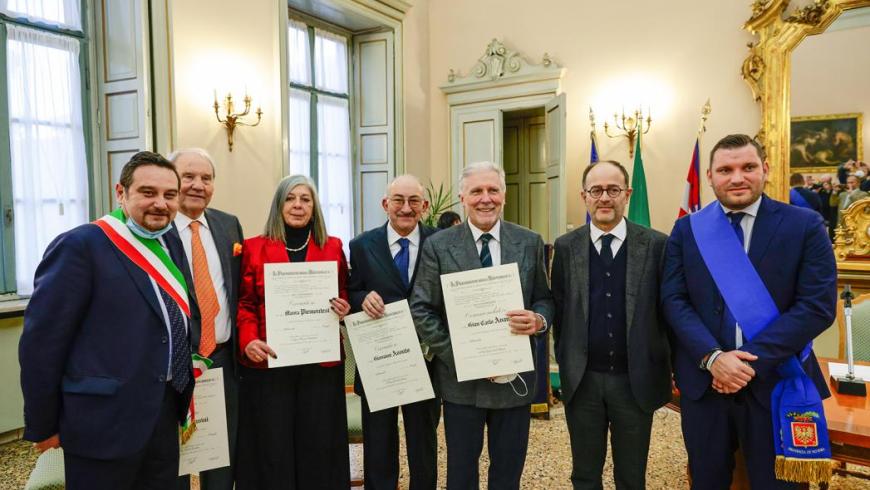 Il Rettore Gian Carlo Avanzi insignito del titolo di Commendatore dell'Ordine al Merito della Repubblica Italiana