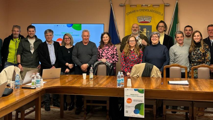 Foto di gruppo dei partecipanti al kick-off meeting