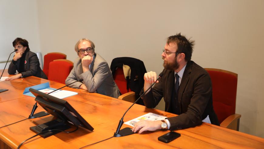 Il concorso presentato in UPO. Da sx a dx: la professoressa Meini, il dottor Malerba e il professor Provera